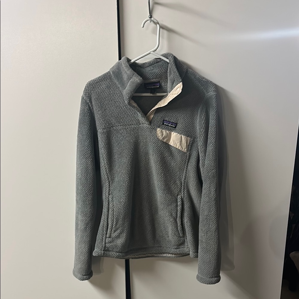 Patagonia Cream Turtleneck Sweater in Soft Fleece